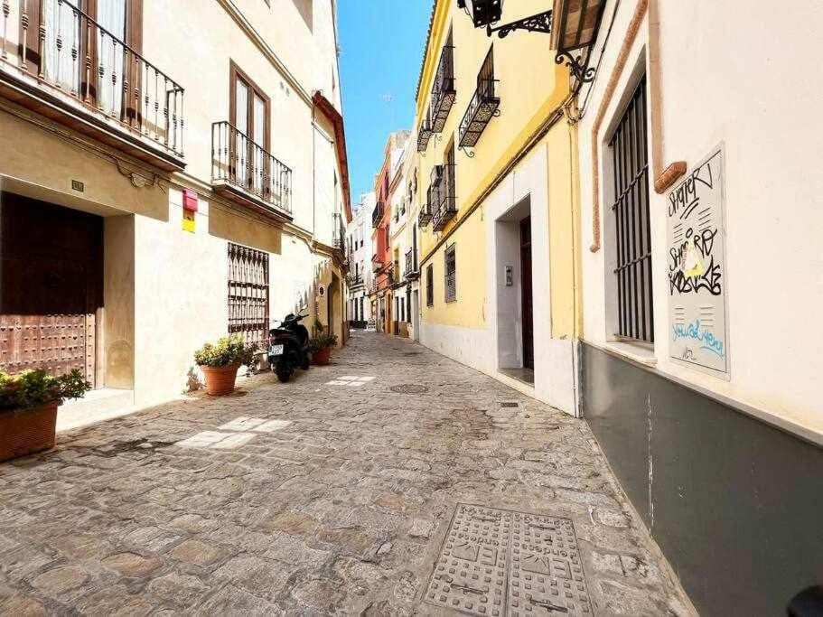 Apartamento Aym Places Buen Viaje Parking Incluido Sevilla Exterior foto